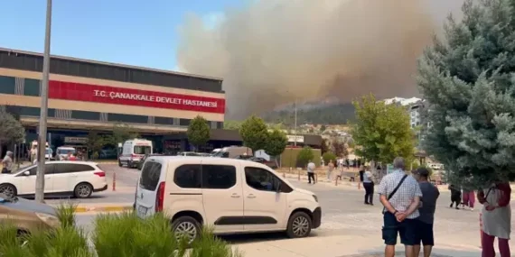 Çanakkale’de Orman Yangını! Alevler Devlet Hastanesi’ne Kadar Geldi