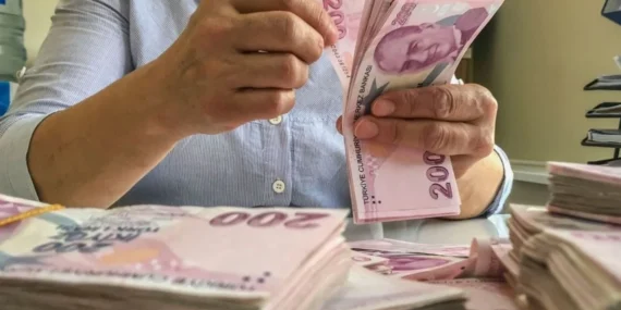 Hükümet Memura Yeni Zam Teklifini Açıkladı
