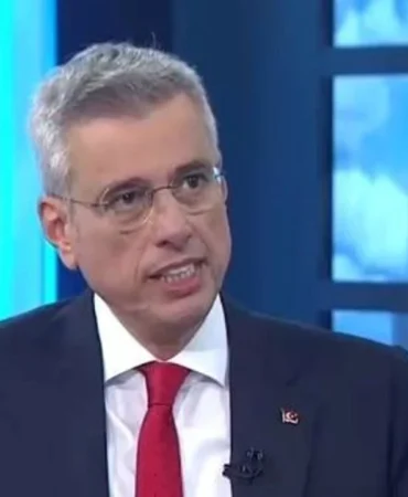 Sağlık çalışanlarına yılda 2 kez üniforma verilecek