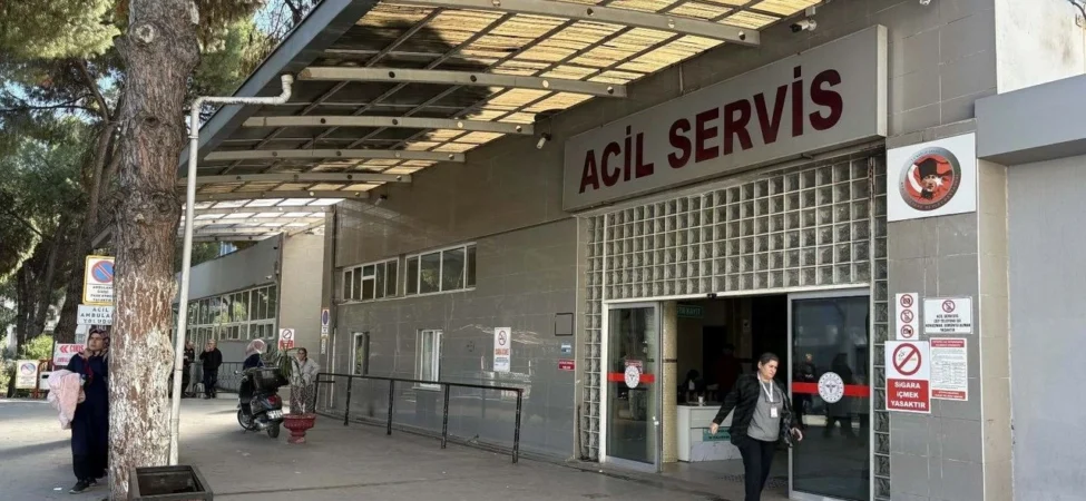 Aydın Atatürk Devlet Hastanesi’nde Gıda Zehirlenmesi: 60 Personel Tedavi Altına Alındı 1 aydinda-60-hastane-personeli-gidadan-zehirlendi