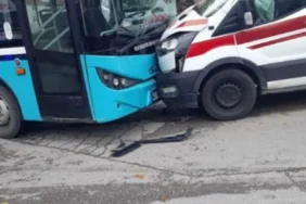Tokat'ta Aynı Günde İki Ambulans Kazası: Şans Eseri Can Kaybı Olmadı, Soruşturma Başlatıldı 13 ayni-gunde-iki-ambulans-kazasi-sans-eseri-can-kaybi-olmadi