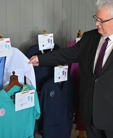 saglikta-1-haziran-2026dan-itibaren-yeni-kiyafetlerin-kullanimi-zorunlu