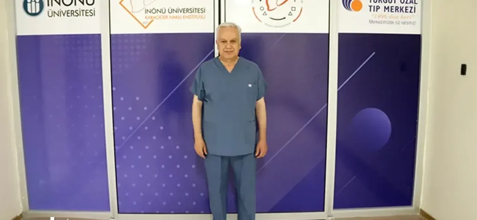 turk-hekimlerinden-rekor-22-saatlik-organ-nakli-hqhs.webp.webp
